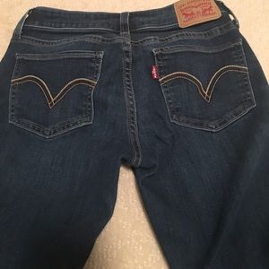 Levi’s 535 super skinny 27